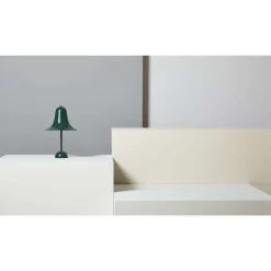 Verpan Lampade Pantop Lampada Da Tavolo Ø23 Verde Scuro - Verpan - Acquista Qui 8 Verpan Lampade Pantop Lampada Da Tavolo Ø23 Verde Scuro - Verpan - Acquista Qui -Vendite lampada a muro 5702410412866pantop bord oe23 dark green verpan3
