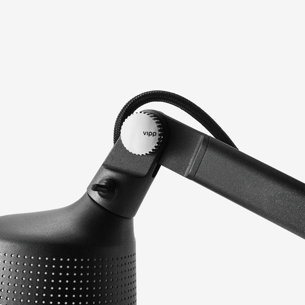 Vipp Lampade Vipp525 Piantana Nero - Vipp - Acquista Qui 6 Vipp Lampade Vipp525 Piantana Nero - Vipp - Acquista Qui - immagine 6