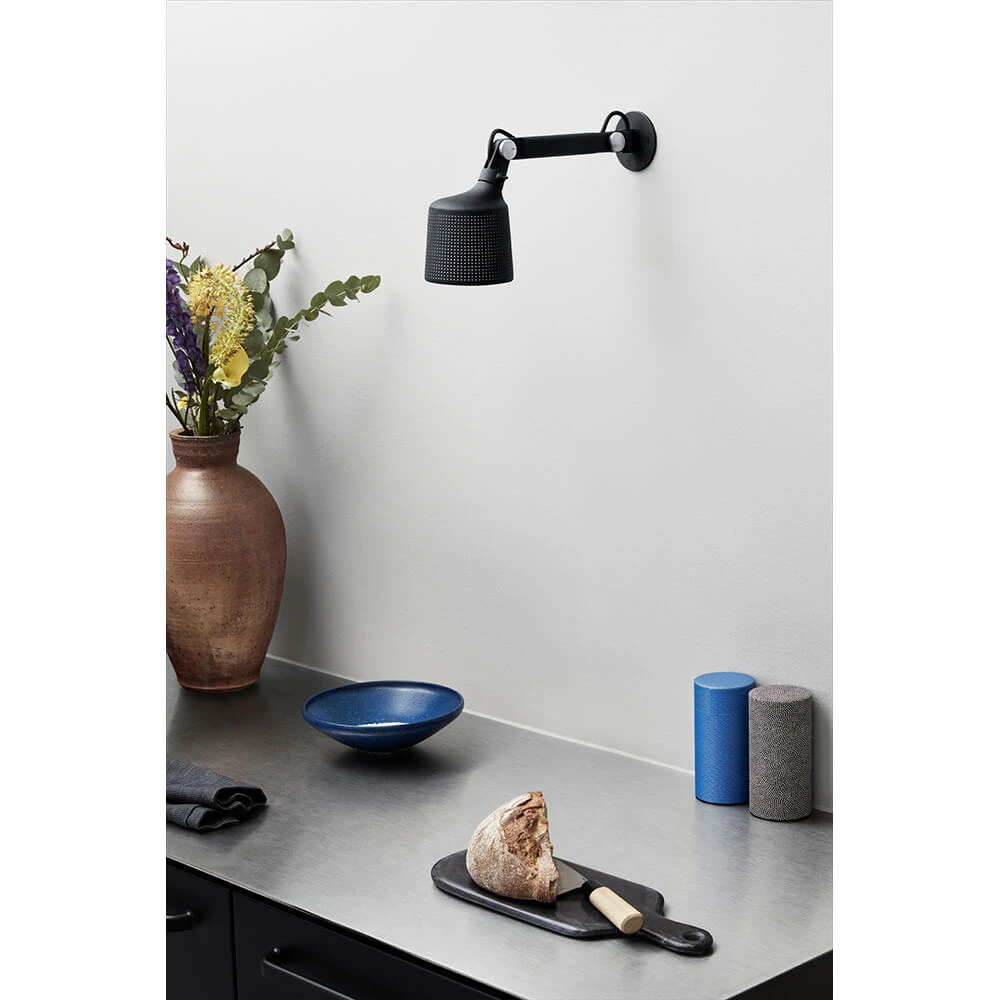 Vipp Lampade Vipp523 Applique Da Parete Piccolo Nero - Vipp - Acquista Qui 2 Vipp Lampade Vipp523 Applique Da Parete Piccolo Nero - Vipp - Acquista Qui - immagine 2