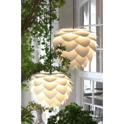 UMAGE Lampade Aluvia Mini Paralume Perla - Umage - Acquista Qui -Vendite lampada a muro 571030202128720aluvia20mini20skc3a6rm20pearl20 20vita 3