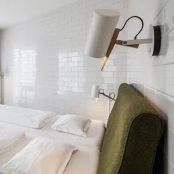 Lampefeber Lampade Scantling Applique Da Parete Bianco - Marset - Acquista Qui -Vendite lampada a muro 8200900003328 Scantling v glampe hvid 4