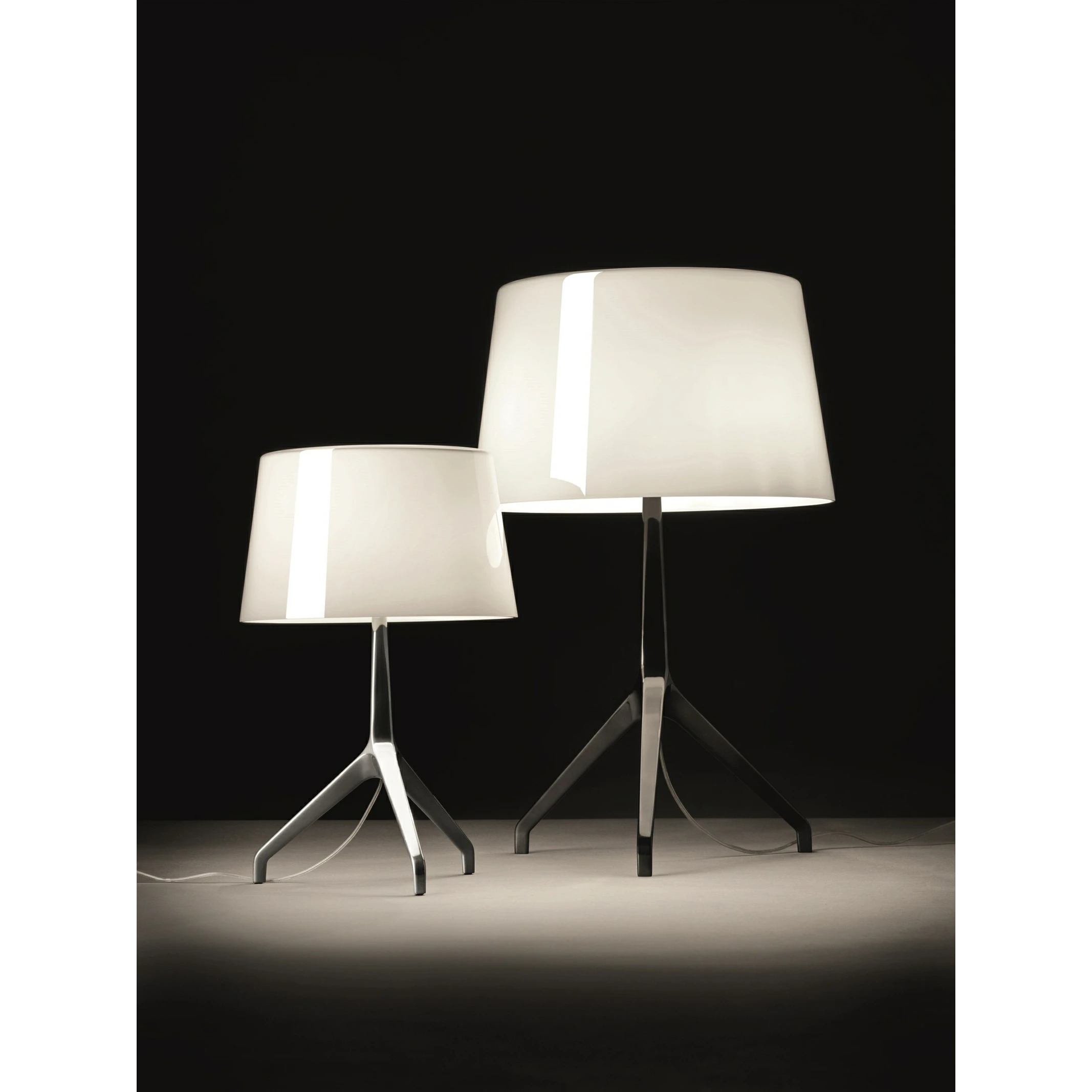 Foscarini Lampade Lumiere XXL Lampada Da Tavolo Alu/Bianco - Foscarini - Acquista Qui 2 Foscarini Lampade Lumiere XXL Lampada Da Tavolo Alu/Bianco - Foscarini - Acquista Qui - immagine 2
